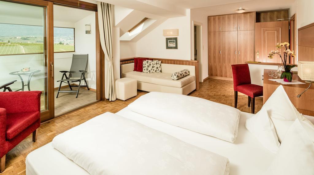 Hotel Girlanerhof Appiano Sulla Strada Del Vino Pokoj fotografie